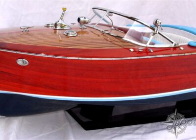 Riva Super Tritone