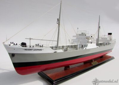Regent Leopard